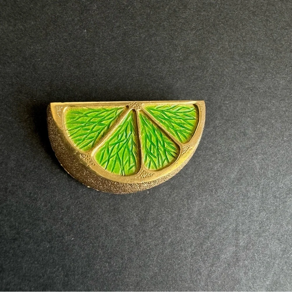 Napier Lime Slice Brooch & Earrings Set Green Gold Fruit Jewelry Vintage Clip On